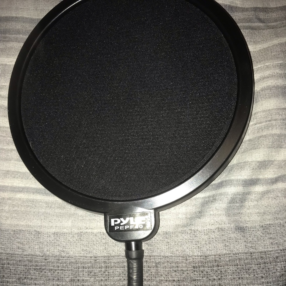 Microphone wind screen - Picture 2 of 2